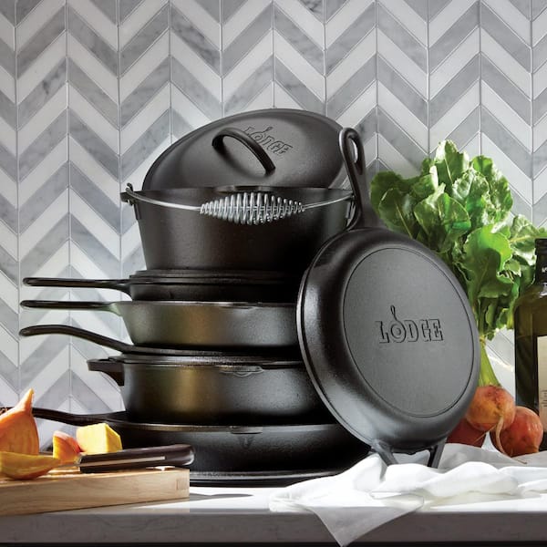 12 in. Cast Iron Skillet in Black with Pour Spout