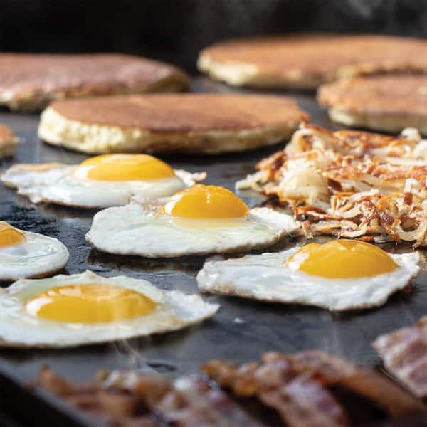 4-Burner Propane Gas Griddle in Black