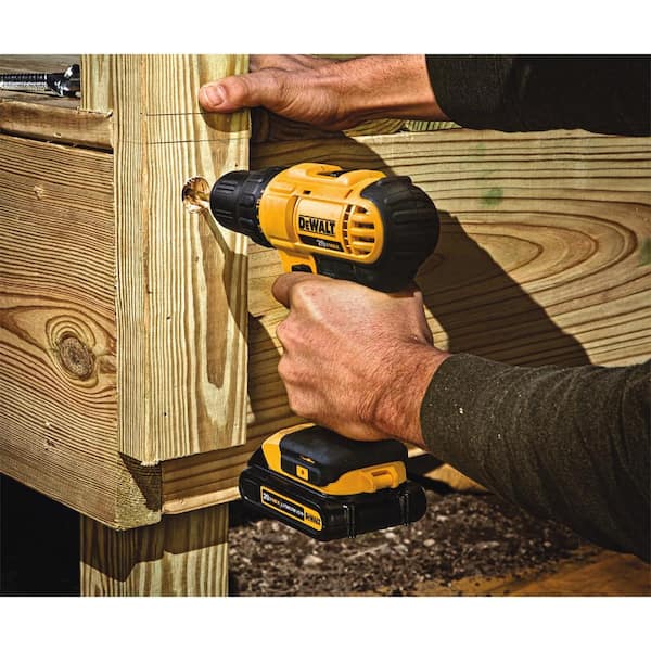 20V MAX Cordless 1/2 in. Drill/Driver, (2) 20V 1.3Ah Batteries, Charger and Bag