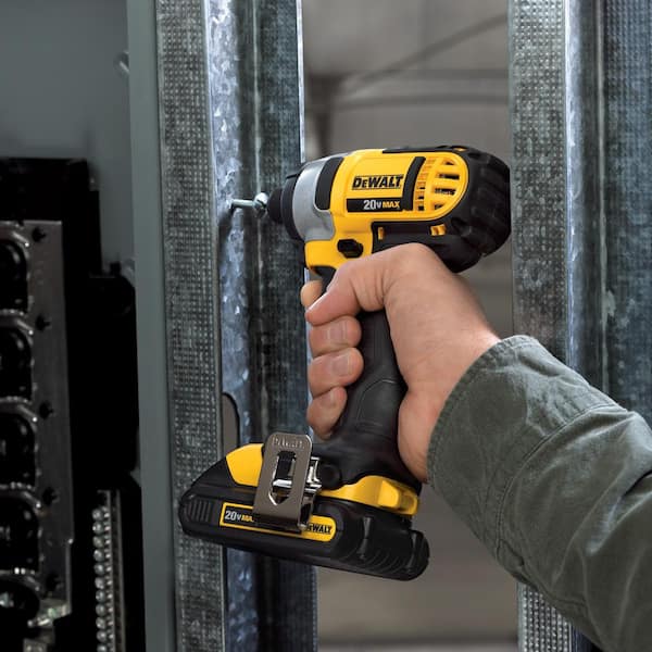 20V MAX Cordless 7 Tool Combo Kit, 20V MAX 4.5-5 in. Grinder, and (1) 20V 4.0Ah and (1) 20V 2.0Ah Batteries