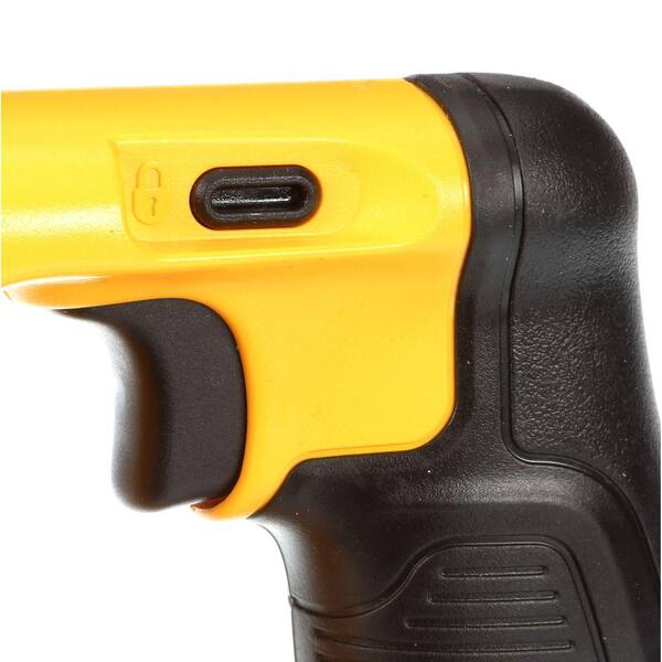 20V MAX Cordless Reciprocating Saw with 20V 4.0Ah Compact Lithium-Ion Battery Pack & Charger