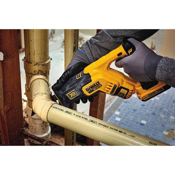 20V MAX XR Cordless Brushless Compact Reciprocating Saw and 20V MAX XR Lithium-Ion 4.0Ah Battery