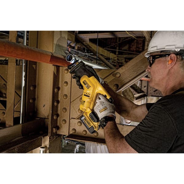 20V MAX Cordless Compact Reciprocating Saw (Tool Only)