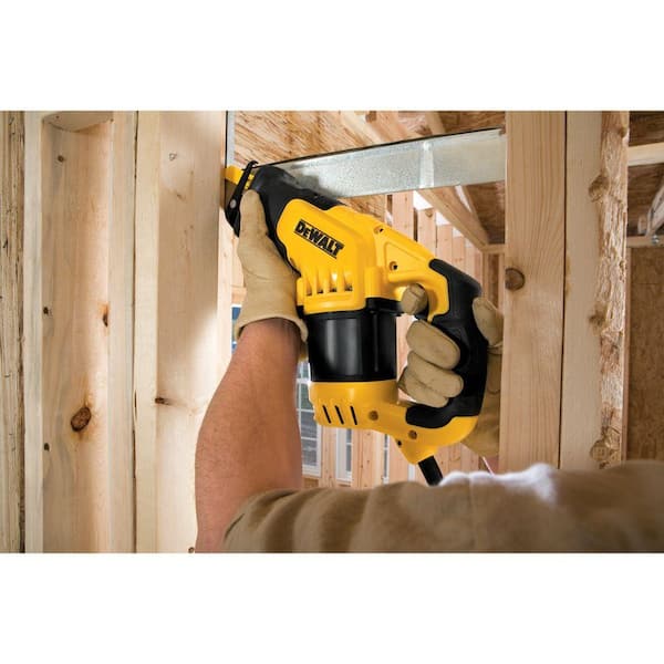 12 Amp Compact Corded Reciprocating Saw