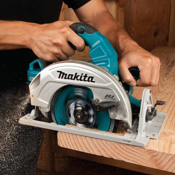 18V X2 LXT (36V) Brushless Cordless 7-1/4 in. Circular Saw Kit 5.0Ah with 18V LXT Battery Pack 5.0Ah