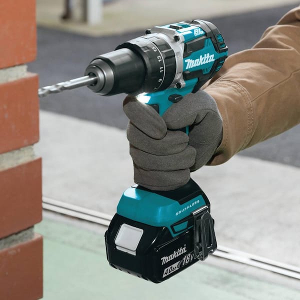 18V LXT Lithium-Ion Brushless Cordless Hammer Drill and Impact Driver Combo Kit (2-Tool) w/ (2) 4Ah Batteries, Bag