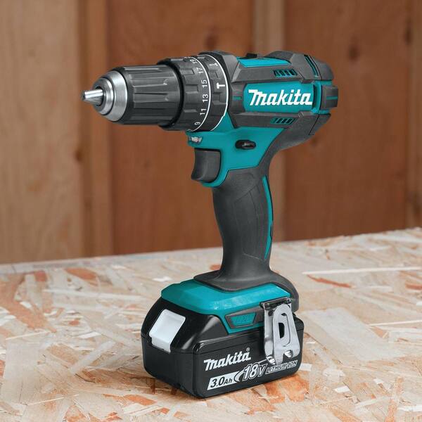 18V LXT Lithium-Ion Cordless Combo Kit (4-Piece) (Hammer Drill/ Impact Driver/ Recipro Saw/ Flashlight) (3.0 Ah)