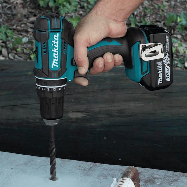 18V LXT Lithium-Ion Cordless Combo Kit (4-Piece) (Hammer Drill/ Impact Driver/ Recipro Saw/ Flashlight) (3.0 Ah)
