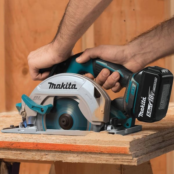 18V LXT Lithium-Ion Brushless Cordless Combo Kit Hammer Drill/ Impact Driver/ Circular Saw/ Flashlight