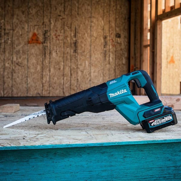 40V Max XGT Brushless Cordless Recipro Saw Kit (4.0Ah)