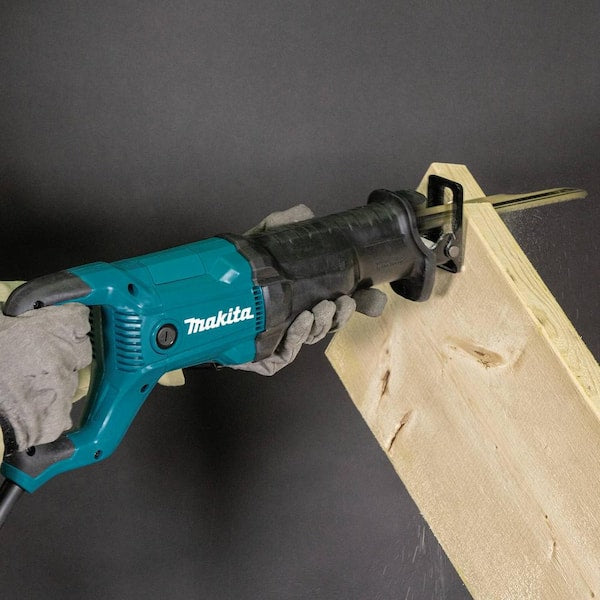 12 Amp Corded Reciprocating Saw
