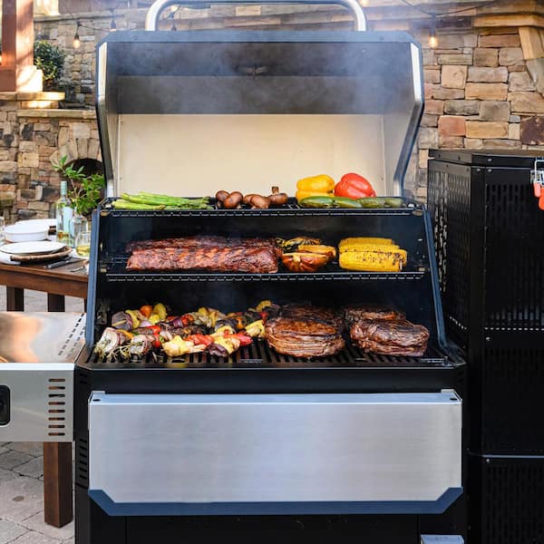 Gravity Series? 1050 Digital WiFi Charcoal Grill and Smoker in Black