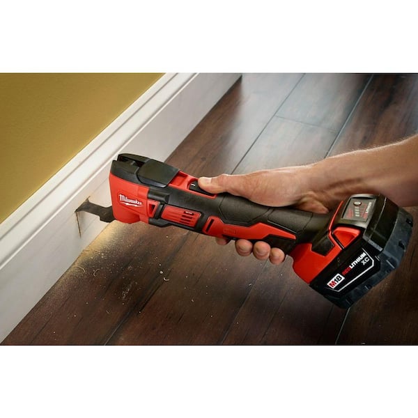 M18 18V Lithium-Ion Cordless Oscillating Multi-Tool W/ M18 Starter Kit W/ (1) 5.0Ah Battery and Charger