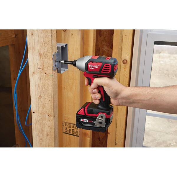 M18 18V Lithium-Ion Cordless Combo Kit (8-Tool) with Three 4.0 Ah Batteries, 1 Charger, 2 Tool Bag and Hole Saw Set