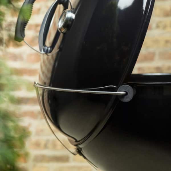 22 in. Master-Touch Charcoal Grill in Black with Built-In Thermometer