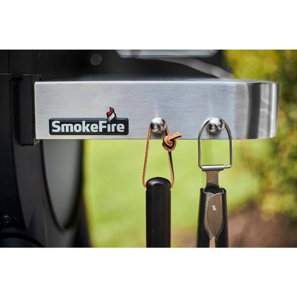 SmokeFire EX4 Wood Fired Pellet Smart Grill in Black (2nd Gen)